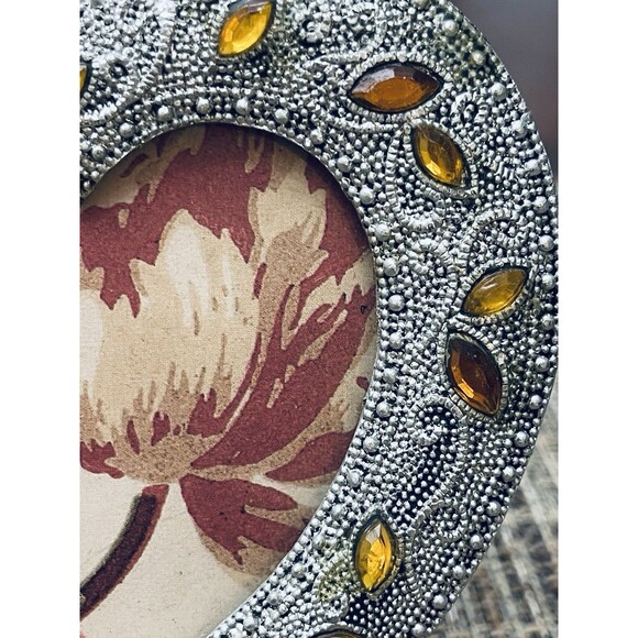 Filigree Style Heart-Shaped Desktop Frame Silver Tone Metal Yellow Rhinestones - Picture 7 of 10